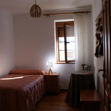 בית הארחה Casa Crescente Boca de Huérgano